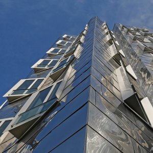 Glänzende Fassade...... Ursula Kuklinski